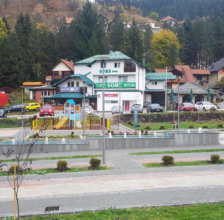 Vila Zlatar Acomodação com café da manhã Nova Varoš Exterior foto