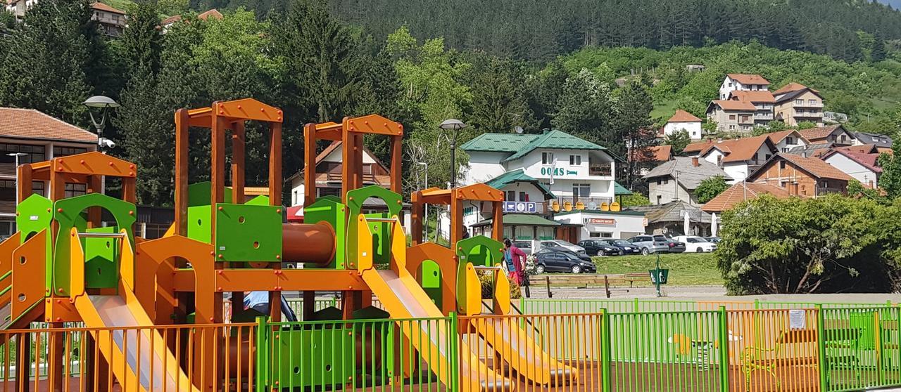 Vila Zlatar Acomodação com café da manhã Nova Varoš Exterior foto